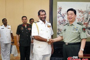 sl-navy-com-chinea-defence-minister