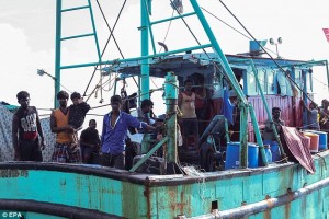 indonesia-tamils-boat (5)