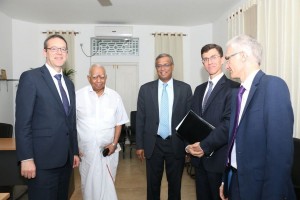 uk reps met sampanthan