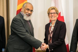 Kathleen Wynne, hosted C.V. Wigneswaran (1)