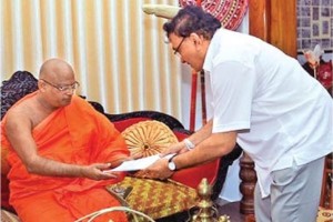 Anunayake of Asgiriya Anamaduwe Sri Dhammadassi thera -lakshman